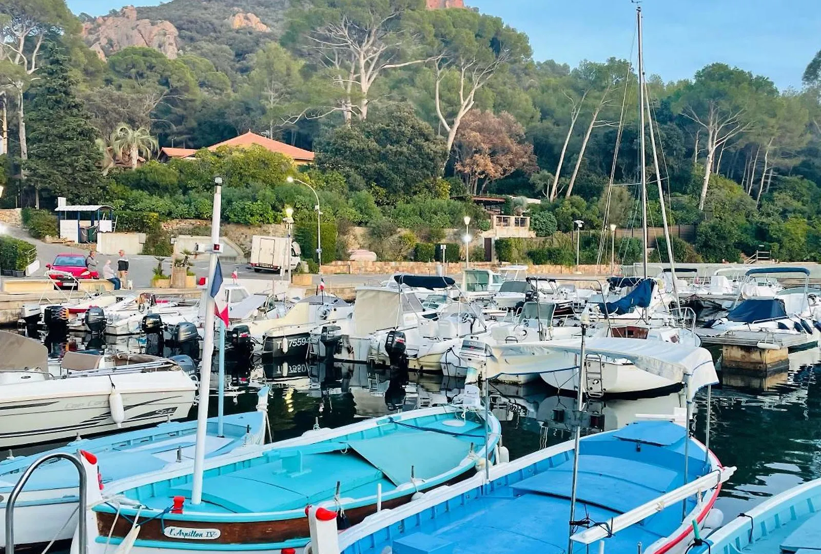 Les Oliviers De L'Esterel Saint-Raphaël 0*,